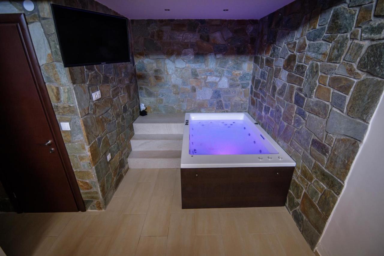 Stone Suites Pefkochori Eksteriør billede
